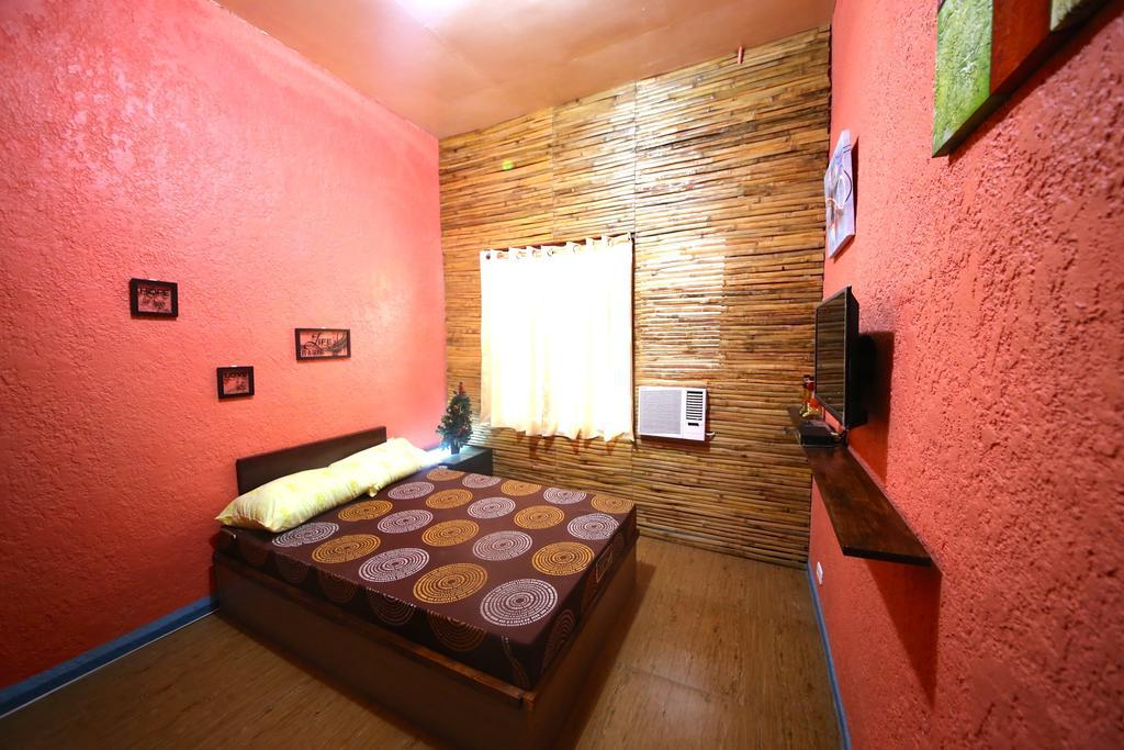 Dee Guest House Isla de Mactán Habitación foto